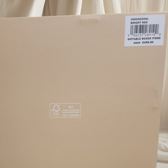 Michael Kors NWT Giftable Boxed Items Crossbody plus Card Wallet Comes in a box - Picture 6 of 11